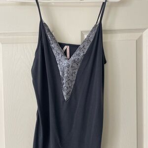 $5! 2 for $10🌹Urban Outfitters Sparkle and Fade Chic Dark Gray Knit Top Sz S